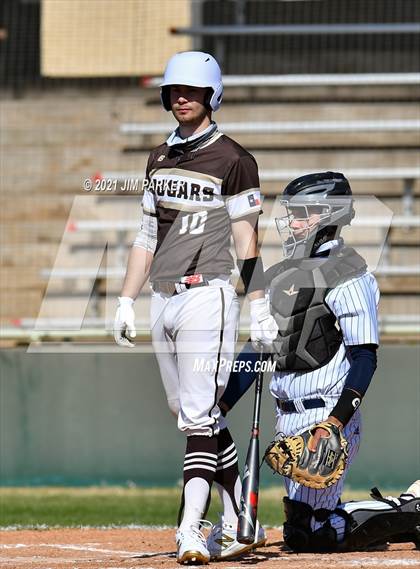Thumbnail 2 in Akins vs. Crockett (AISD Tournament) photogallery.