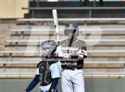 Thumbnail 3 in Akins vs. Crockett (AISD Tournament) photogallery.