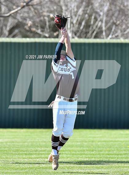 Thumbnail 3 in Akins vs. Crockett (AISD Tournament) photogallery.
