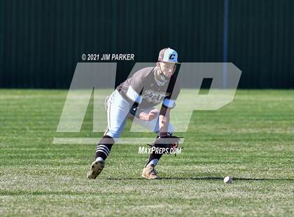 Thumbnail 3 in Akins vs. Crockett (AISD Tournament) photogallery.