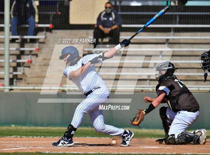 Thumbnail 3 in Akins vs. Crockett (AISD Tournament) photogallery.