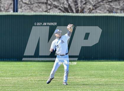 Thumbnail 3 in Akins vs. Crockett (AISD Tournament) photogallery.