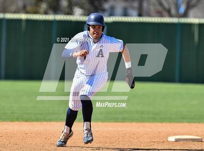 Thumbnail 3 in Akins vs. Crockett (AISD Tournament) photogallery.