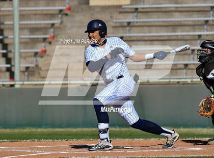 Thumbnail 2 in Akins vs. Crockett (AISD Tournament) photogallery.
