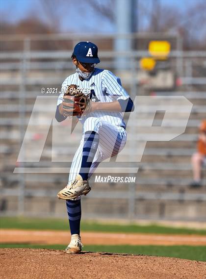 Thumbnail 3 in Akins vs. Crockett (AISD Tournament) photogallery.