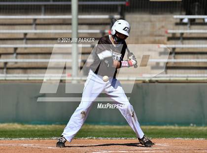 Thumbnail 3 in Akins vs. Crockett (AISD Tournament) photogallery.