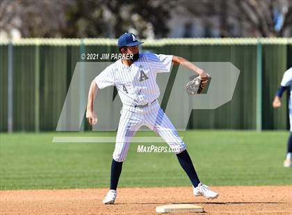 Thumbnail 3 in Akins vs. Crockett (AISD Tournament) photogallery.