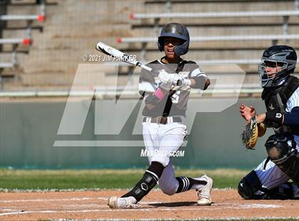 Thumbnail 1 in Akins vs. Crockett (AISD Tournament) photogallery.
