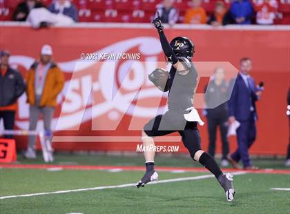 Thumbnail 1 in Lone Peak vs. Skyridge (UHSAA 6A Semifinal) photogallery.