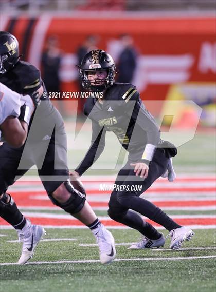 Thumbnail 1 in Lone Peak vs. Skyridge (UHSAA 6A Semifinal) photogallery.