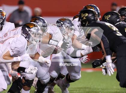 Thumbnail 2 in Lone Peak vs. Skyridge (UHSAA 6A Semifinal) photogallery.