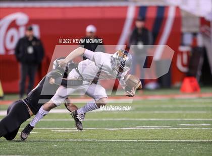 Thumbnail 3 in Lone Peak vs. Skyridge (UHSAA 6A Semifinal) photogallery.