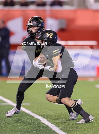 Thumbnail 3 in Lone Peak vs. Skyridge (UHSAA 6A Semifinal) photogallery.