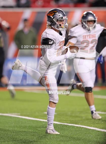 Thumbnail 3 in Lone Peak vs. Skyridge (UHSAA 6A Semifinal) photogallery.