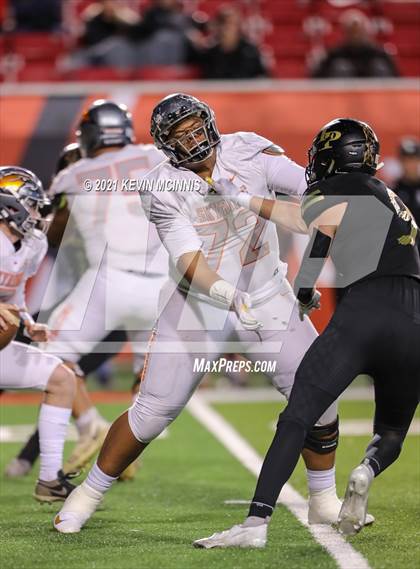 Thumbnail 2 in Lone Peak vs. Skyridge (UHSAA 6A Semifinal) photogallery.