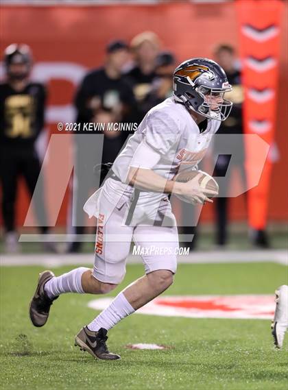 Thumbnail 2 in Lone Peak vs. Skyridge (UHSAA 6A Semifinal) photogallery.