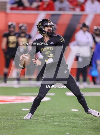 Thumbnail 3 in Lone Peak vs. Skyridge (UHSAA 6A Semifinal) photogallery.
