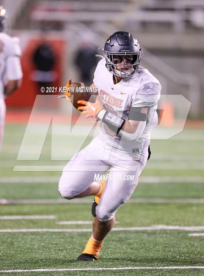 Thumbnail 3 in Lone Peak vs. Skyridge (UHSAA 6A Semifinal) photogallery.