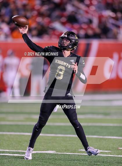 Thumbnail 2 in Lone Peak vs. Skyridge (UHSAA 6A Semifinal) photogallery.