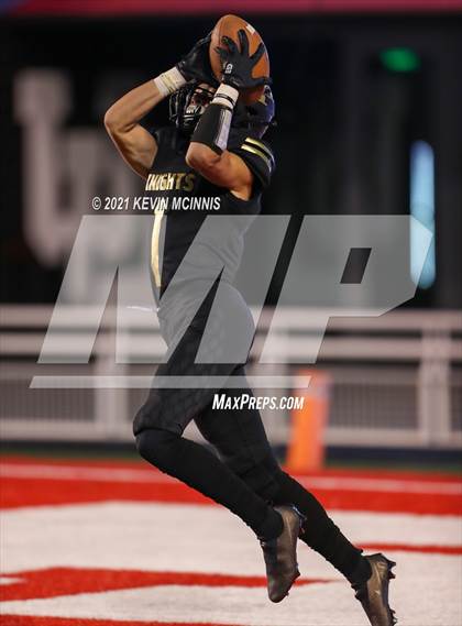 Thumbnail 2 in Lone Peak vs. Skyridge (UHSAA 6A Semifinal) photogallery.