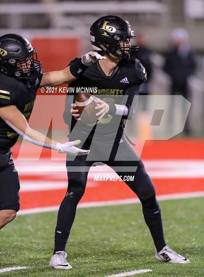 Thumbnail 2 in Lone Peak vs. Skyridge (UHSAA 6A Semifinal) photogallery.