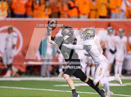 Thumbnail 1 in Lone Peak vs. Skyridge (UHSAA 6A Semifinal) photogallery.