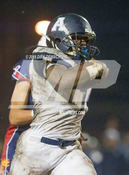 Thumbnail 3 in Aquinas vs. Leuzinger (CIF SS Division 10 Semifinal Playoff) photogallery.