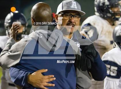 Thumbnail 2 in Aquinas vs. Leuzinger (CIF SS Division 10 Semifinal Playoff) photogallery.