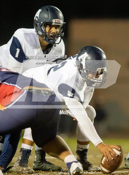 Thumbnail 1 in Aquinas vs. Leuzinger (CIF SS Division 10 Semifinal Playoff) photogallery.