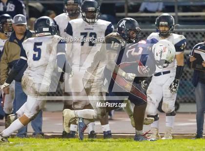 Thumbnail 1 in Aquinas vs. Leuzinger (CIF SS Division 10 Semifinal Playoff) photogallery.