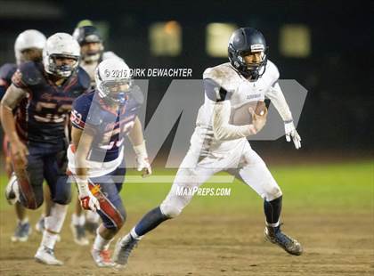 Thumbnail 1 in Aquinas vs. Leuzinger (CIF SS Division 10 Semifinal Playoff) photogallery.