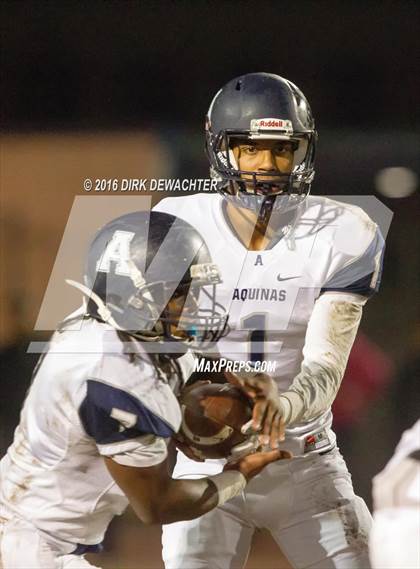 Thumbnail 1 in Aquinas vs. Leuzinger (CIF SS Division 10 Semifinal Playoff) photogallery.