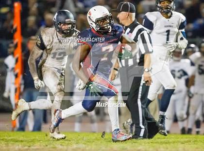 Thumbnail 1 in Aquinas vs. Leuzinger (CIF SS Division 10 Semifinal Playoff) photogallery.