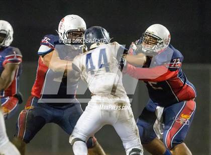 Thumbnail 1 in Aquinas vs. Leuzinger (CIF SS Division 10 Semifinal Playoff) photogallery.