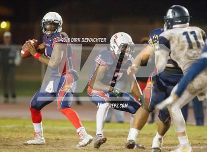 Thumbnail 3 in Aquinas vs. Leuzinger (CIF SS Division 10 Semifinal Playoff) photogallery.