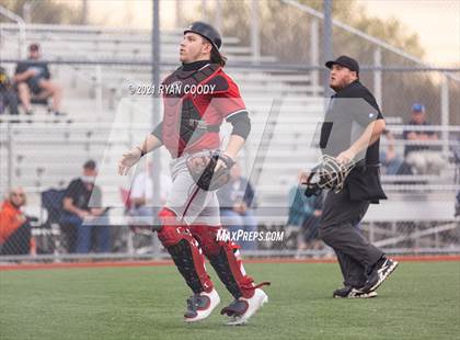 Thumbnail 3 in Lawrence @ Olathe East photogallery.