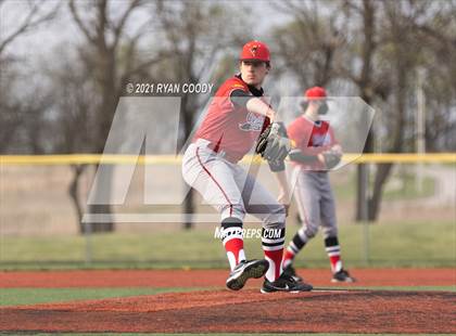 Thumbnail 2 in Lawrence @ Olathe East photogallery.
