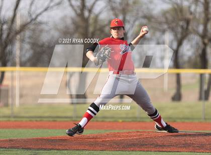 Thumbnail 1 in Lawrence @ Olathe East photogallery.
