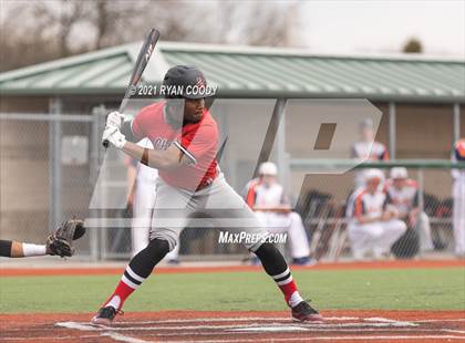 Thumbnail 1 in Lawrence @ Olathe East photogallery.