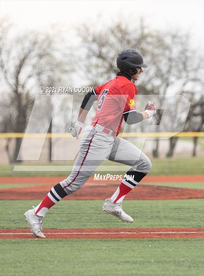 Thumbnail 2 in Lawrence @ Olathe East photogallery.