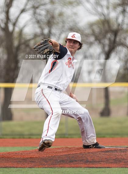 Thumbnail 2 in Lawrence @ Olathe East photogallery.