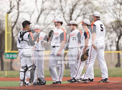 Thumbnail 2 in Lawrence @ Olathe East photogallery.