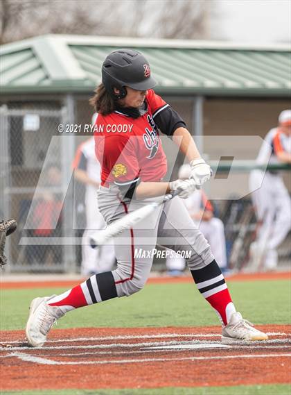 Thumbnail 2 in Lawrence @ Olathe East photogallery.