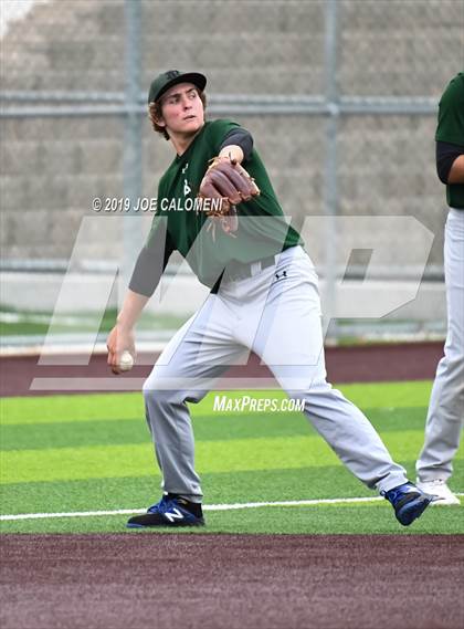 Thumbnail 2 in Reagan [Ronald] vs Hays (UIL Class 6A Bi District) photogallery.