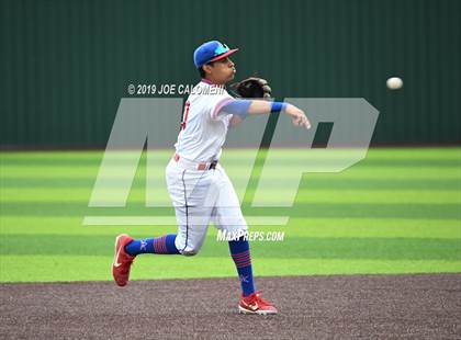 Thumbnail 3 in Reagan [Ronald] vs Hays (UIL Class 6A Bi District) photogallery.