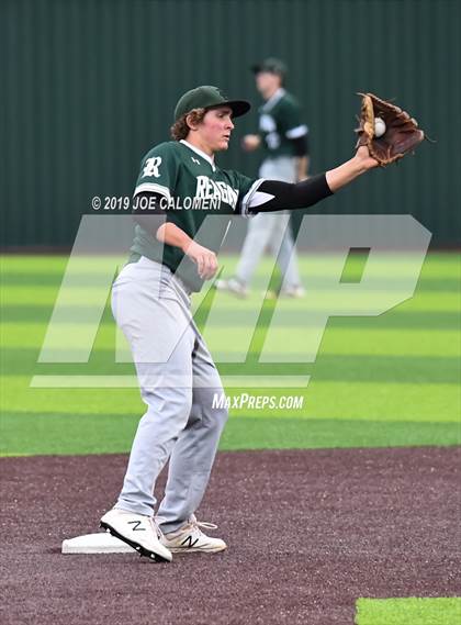 Thumbnail 1 in Reagan [Ronald] vs Hays (UIL Class 6A Bi District) photogallery.
