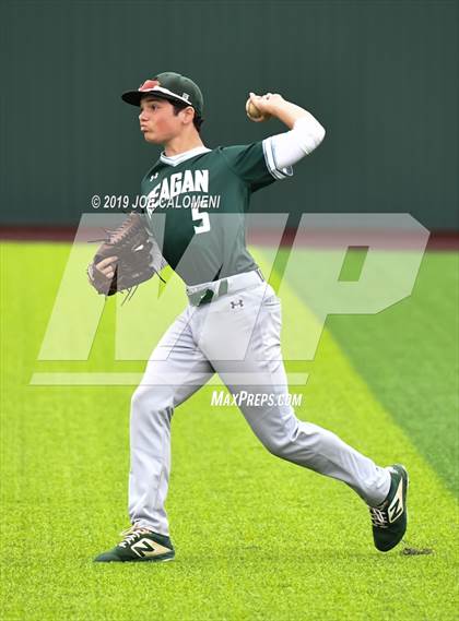 Thumbnail 1 in Reagan [Ronald] vs Hays (UIL Class 6A Bi District) photogallery.