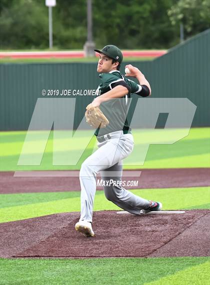 Thumbnail 2 in Reagan [Ronald] vs Hays (UIL Class 6A Bi District) photogallery.