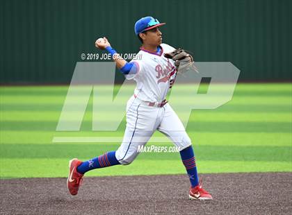 Thumbnail 2 in Reagan [Ronald] vs Hays (UIL Class 6A Bi District) photogallery.