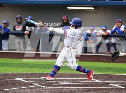 Thumbnail 2 in Reagan [Ronald] vs Hays (UIL Class 6A Bi District) photogallery.